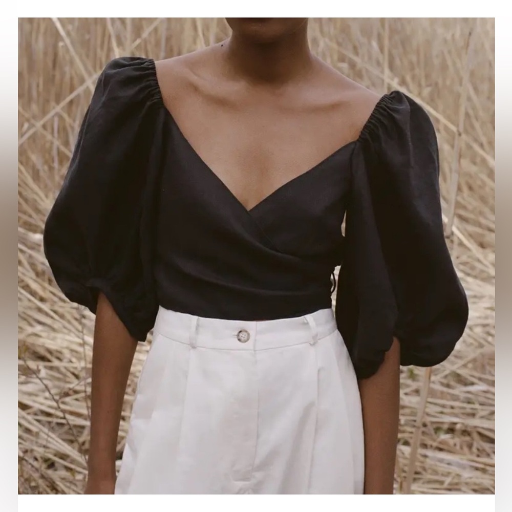 Shaina Mote Opal top black size M